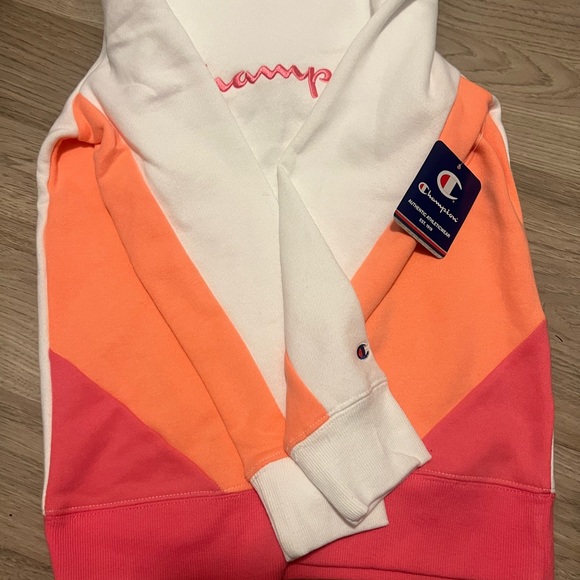 Champion Other - Nwt champion girls hoody